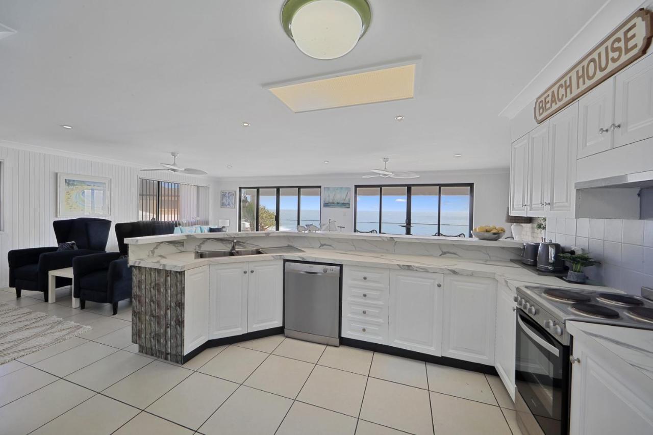 Breakaway At Bargara Apartment Exterior photo